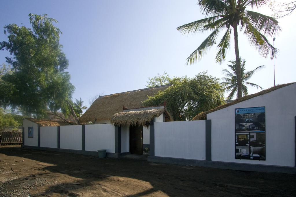 Black & White Cottages Gili Trawangan Eksteriør billede